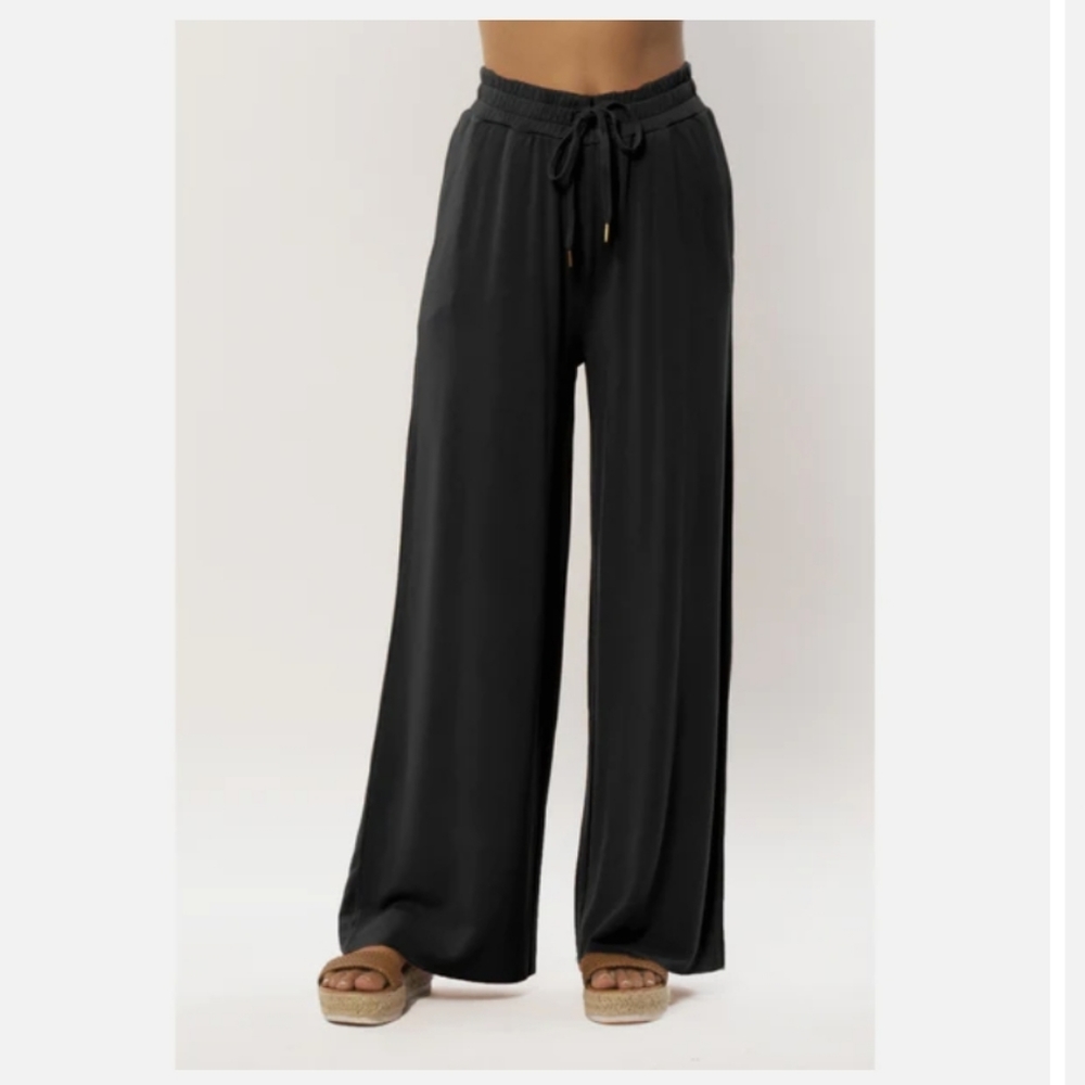 SANCTUARY Knit pants NWT